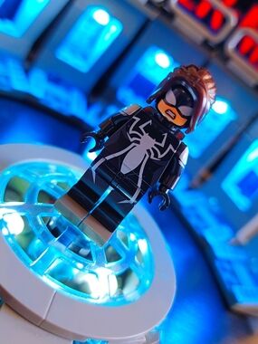 Spiderman Spider Girl Minifigure Lego Compatible